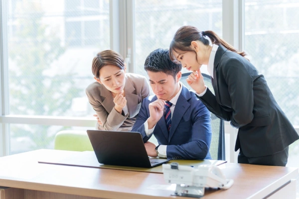 採用への不安、人物像や経歴が分からない